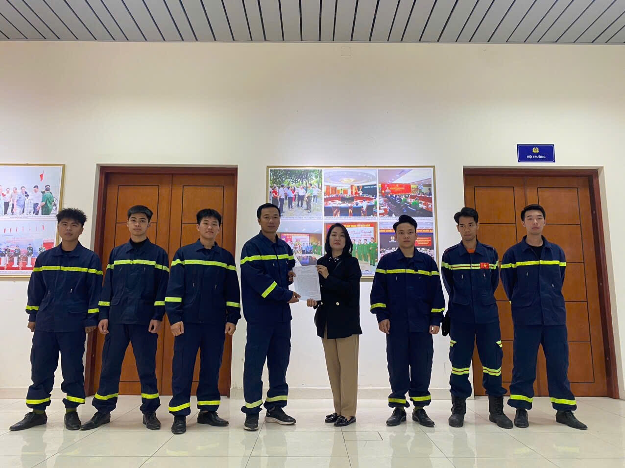 Nhân dân gửi thư cảm ơn về việc lực lượng Công an cứu 2 người mắc kẹt trong đám cháy